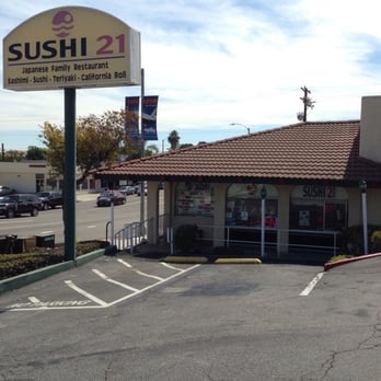 Sushi 21 - Exterior - Sushi Bars Near Me - San Pedro, California