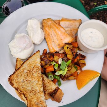 Sam's Log Cabin - Breakfast & Brunch Near Me - Albany, California