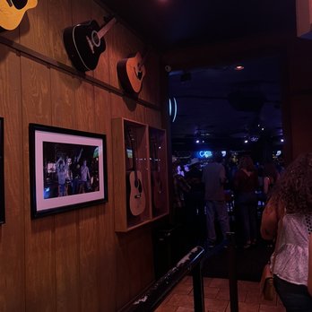 Round Up NightClub - American Near Me - Davie, Florida