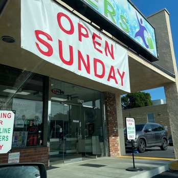 FreshLine Cleaners - They are open on Sundays and have reserved parking. - Dry Cleaning Near Me - Encino, California FreshLine Cleaners - They are open on Sundays and have reserved parking. - Dry Cleaning Near Me - Encino, California