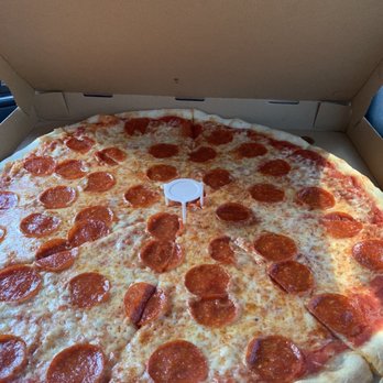 Sal's Pizza - Xl pepperoni pizza - Pizza Near Me - Auburndale, Florida