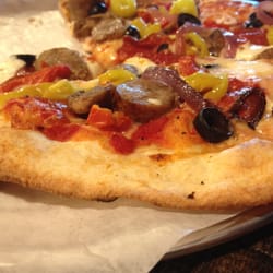 PYRO'S Fire Fresh Pizza