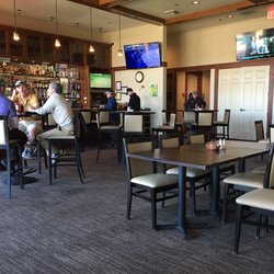 Pyramid Bar & Grill - Lunch Crowd Had Just Left