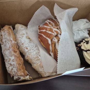 Grandview Bakery - Bakeries Near Me - Pittsburgh, Pennsylvania