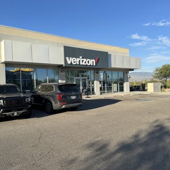 Verizon - Outside - Mobile Phones Near Me - Tucson, Arizona