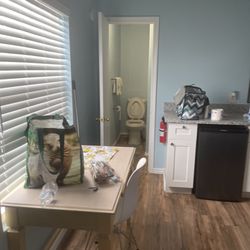 Access RV Park - Smaller duplex cabin with desk