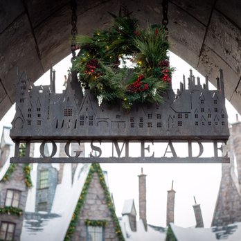 Universal Studios Hollywood - Hogsmeade. - Amusement Parks Near Me - Universal City, California