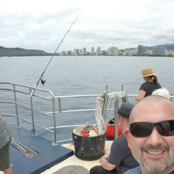 808955FISH - Fishing with an amazing view - Fishing Near Me - Honolulu, Hawaii 808955FISH - Fishing with an amazing view - Fishing Near Me - Honolulu, Hawaii