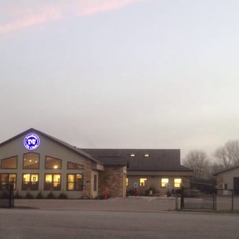 Anamosa Veterinary Clinic - Building: front - Veterinarians Near Me - Anamosa, Iowa Anamosa Veterinary Clinic - Building: front - Veterinarians Near Me - Anamosa, Iowa