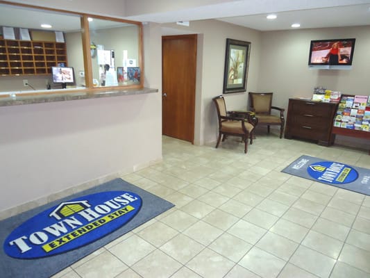 TownHouse Extended Stay Hotel Downtown by null