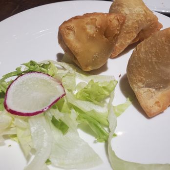 India Oven - Elk Grove - Vegitabe samosa, comes with 5 - Indian Near Me - Elk Grove, California