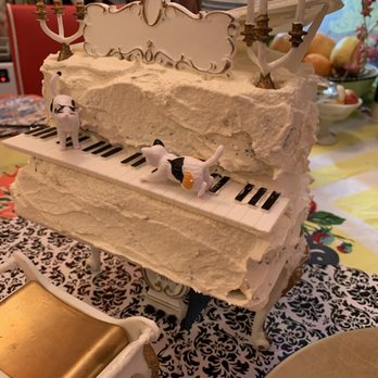 Ravel Studios - In-Studio Piano Workshop January 2020 - Piano Cake! - Private Tutors Near Me - New York, New York Ravel Studios - In-Studio Piano Workshop January 2020 - Piano Cake! - Private Tutors Near Me - New York, New York