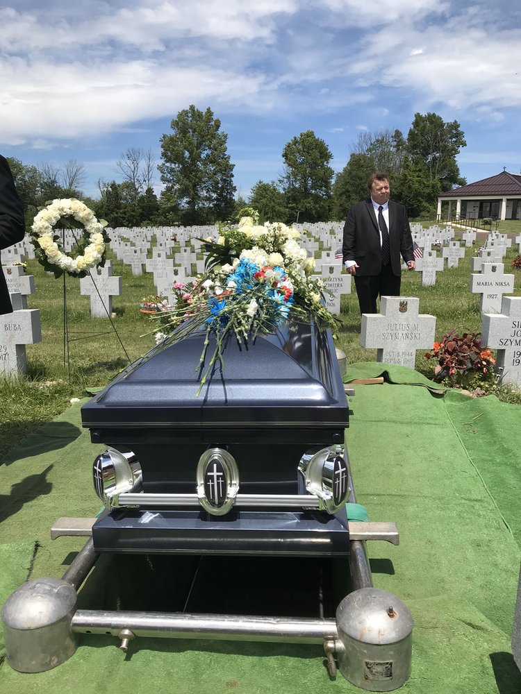 DONAHUE FUNERAL HOME 13 Photos Funeral Services & Cemeteries