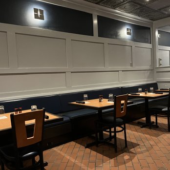 Big Phil's Bar & Grill - A sample of what the interior dining area looks like. - New American Near Me - Pottstown, Pennsylvania Big Phil's Bar & Grill - A sample of what the interior dining area looks like. - New American Near Me - Pottstown, Pennsylvania