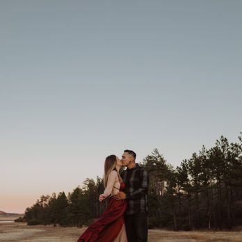 Samantha Phillips Photography - Engagement shoot - Event Photography Near Me