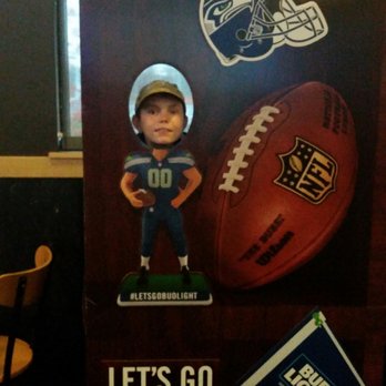Buffalo Wild Wings - Chicken Wings Near Me - Spokane Valley, Washington