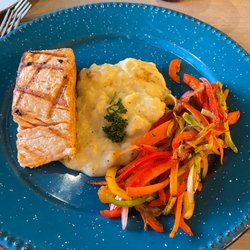 Embarcadero - Grilled salmon, real mashed potatoes and grilled veggies.
