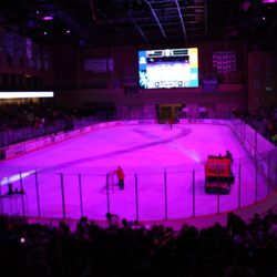 Tyson Events Center/Fleet Farm Arena - Sioux City Musketeers hockey game