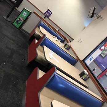 Chuck E. Cheese - Pizza Near Me - Lancaster, California