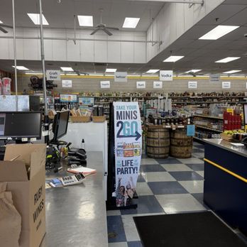 Wollaston Wine & Spirits - Beer, Wine & Spirits Near Me - Quincy, Massachusetts Wollaston Wine & Spirits - Beer, Wine & Spirits Near Me - Quincy, Massachusetts