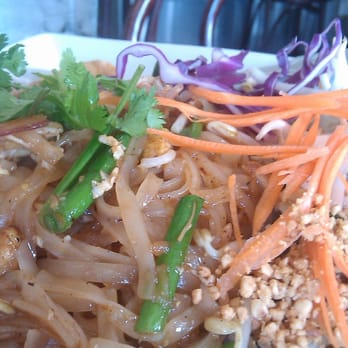 Daisy Mint - pad thai! - Thai Near Me - Pasadena, California