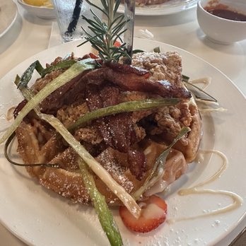 Brunch Junction - Chicken & Bacon Waffle Tower - Breakfast & Brunch Near Me - Pearland, Texas