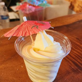 Makani's Magic Pineapple Shack - Delicious Dole Pineapple Whip! - Juice Bars & Smoothies Near Me - Hilo, Hawaii