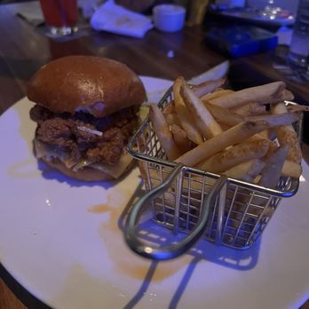 Yard House - Bars Near Me - San Antonio, Texas