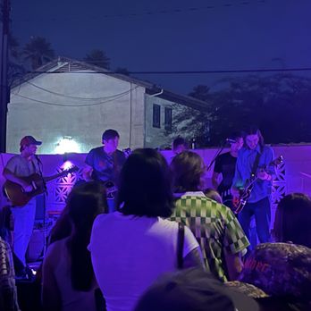 Gracie's Tax Bar - Outdoor show - Kora Puckett - Bars Near Me - Phoenix, Arizona