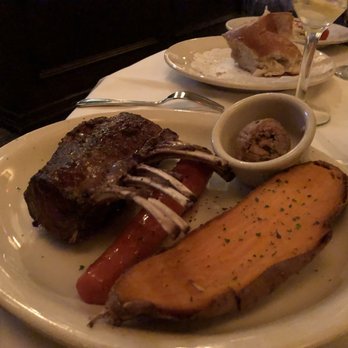 Bob's Steak & Chop House - Steakhouses Near Me - Grapevine, Texas