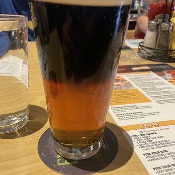 Main Event Windsor - Black and Tan, thanks Gabriel! - Bowling Near Me - Windsor, Colorado Main Event Windsor - Black and Tan, thanks Gabriel! - Bowling Near Me - Windsor, Colorado
