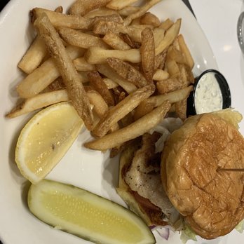 Briarpatch Restaurant - Fresh Fish Sandwich - American Near Me - Winter Park, Florida