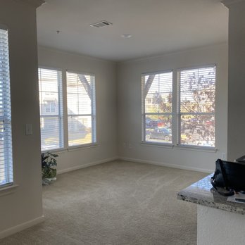 Camden Cedar Hills Apartments - Dining area (Oak) - Apartments Near Me - Austin, Texas