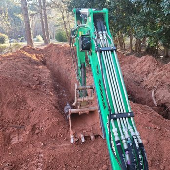 Mitchell Brothers Elite - Installation of ezflow feildlines being replaced - Landscaping Near Me Mitchell Brothers Elite - Installation of ezflow feildlines being replaced - Landscaping Near Me