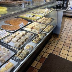 Davis Bakery & Delicatessen