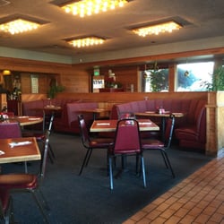 Dining room.