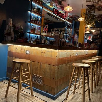 El Tanque Trattoria Bar - Bar - Pizza Near Me - New York, New York El Tanque Trattoria Bar - Bar - Pizza Near Me - New York, New York