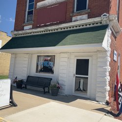 Corner Cafe - Entry