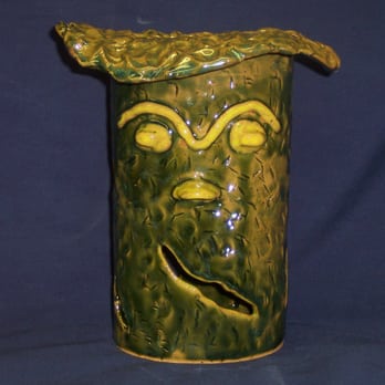 Dirty Ankle Pottery - Lizard house - Art Galleries Near Me - Newton, North Carolina