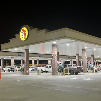 Buc-ee's - Gas Stations Near Me - Calhoun, Georgia