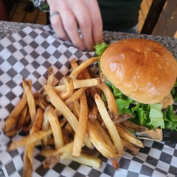 JD Slicks - Crispy Chicken Burger - Cocktail Bars Near Me - Sultan, Washington JD Slicks - Crispy Chicken Burger - Cocktail Bars Near Me - Sultan, Washington