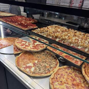 Hank's Pizza - Pizza Near Me - New York, New York Hank's Pizza - Pizza Near Me - New York, New York