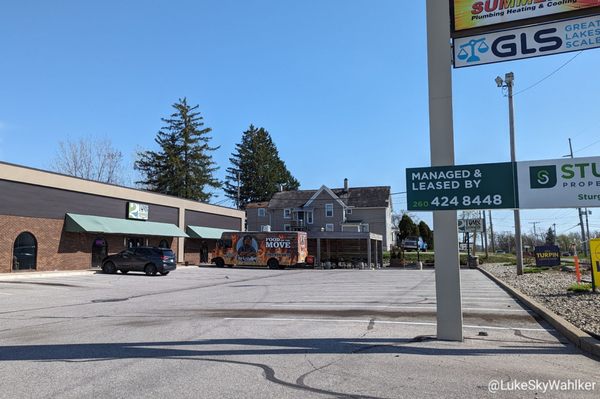 2Toms Brewing Company by null