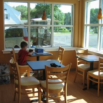 Baco's Pizza - part 2 of dining area - Pizza Near Me - Enfield, Connecticut