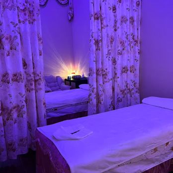 Massage 11 - Relax and rejuvenate in a tranquil space designed for your comfort. - Massage Near Me - Garland, Texas Massage 11 - Relax and rejuvenate in a tranquil space designed for your comfort. - Massage Near Me - Garland, Texas