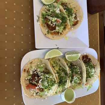 Tacos y Antojitos Emmanuel - Tacos al pastor - Mexican Near Me - West Palm Beach, Florida