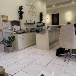 VIP Nails & Spa