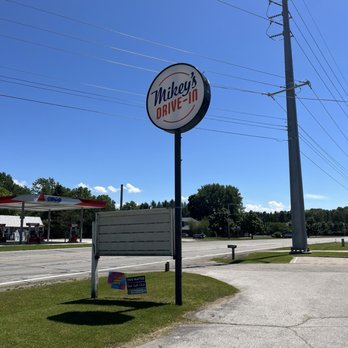 MIKEY’S DRIVE IN - TEMP. CLOSED - Updated March 2026 - 28 Photos & 57 ...