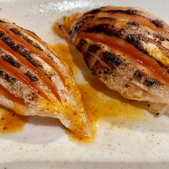 Akami Sushi Bar - Salmon Fat Belly - Sushi Bars Near Me - Apex, North Carolina