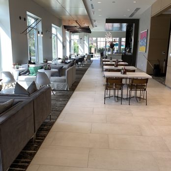Hyatt Place - Dining and bar area - Hotels Near Me - Destin, Florida Hyatt Place - Dining and bar area - Hotels Near Me - Destin, Florida